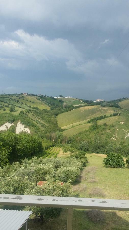 People Bed & Breakfast Castorano Exterior foto